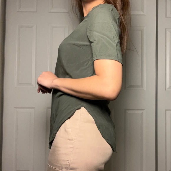 H&M Top - Picture 6 of 6